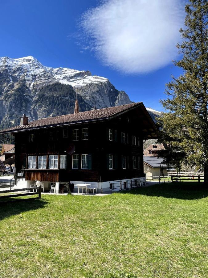 Familienferien Im Chalet Baergli Kandersteg Exterior photo